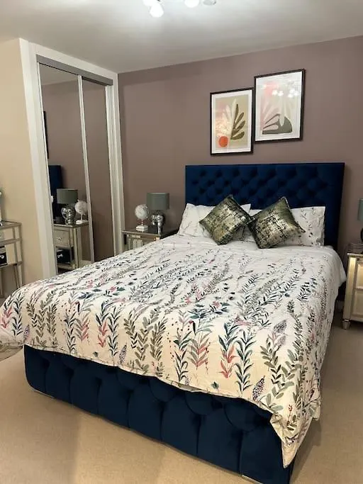 Apartment Amazing 3Bedroom Flat London