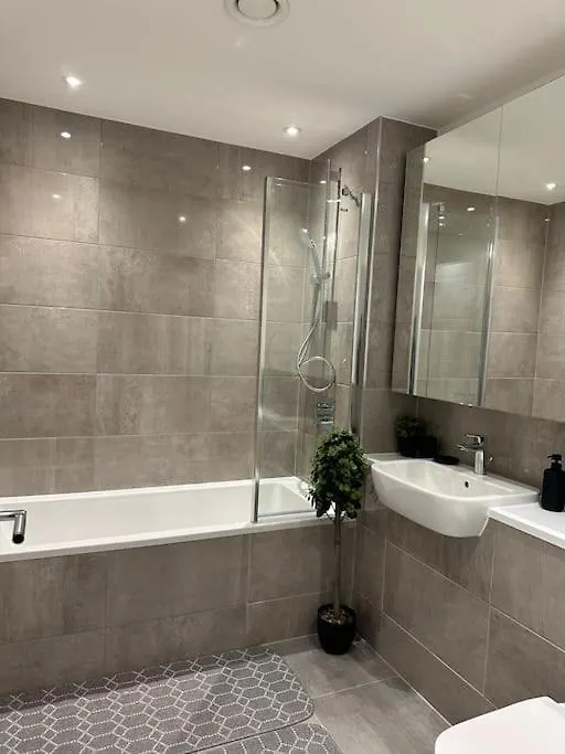 Amazing 3Bedroom Flat London
